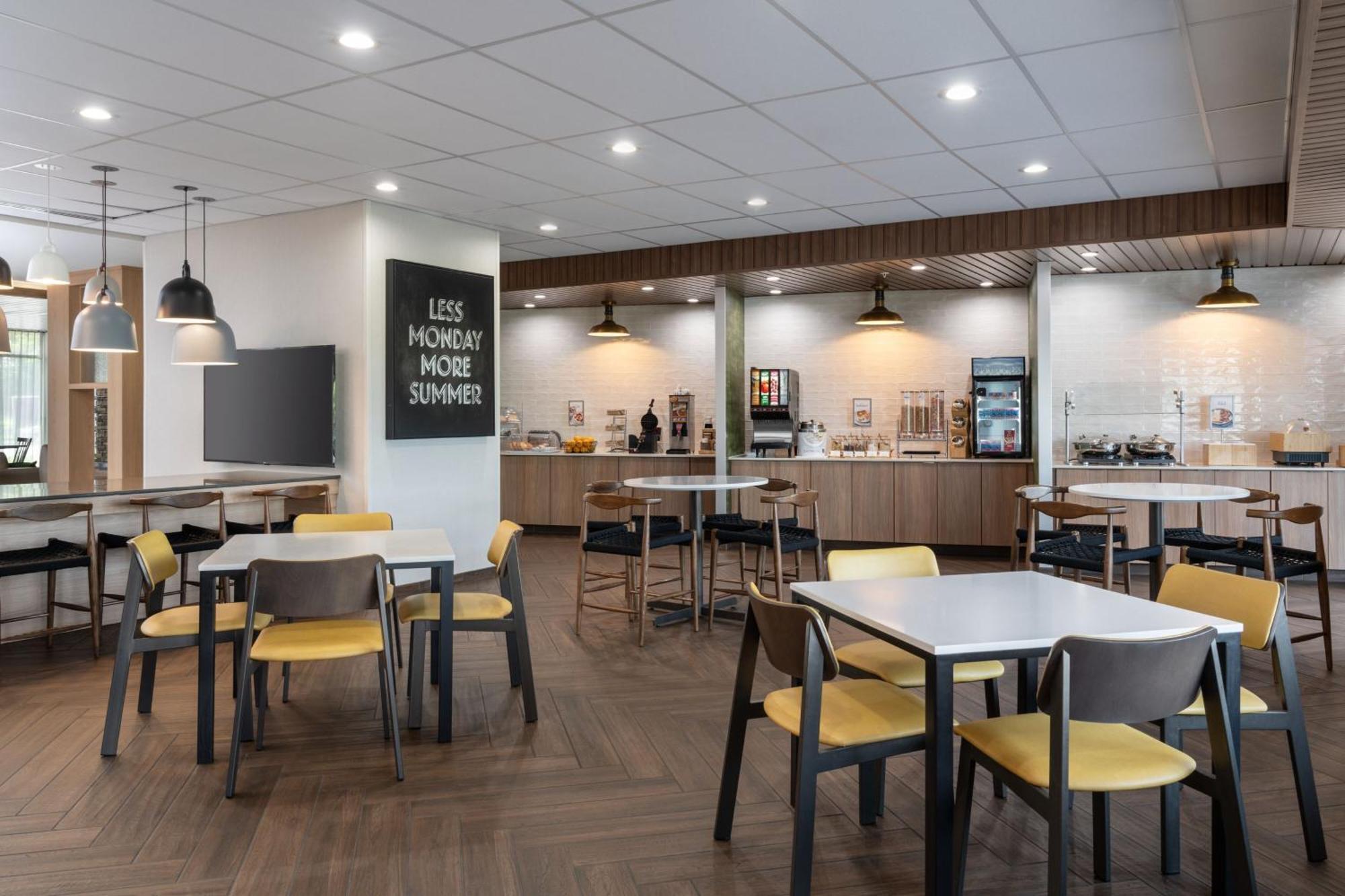 Fairfield Inn & Suites By Marriott Cleveland Tiedeman Road Brooklyn Eksteriør billede